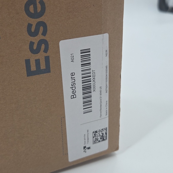 Cozy Gray Fleece Throw Blanket New - Picture 12 of 16